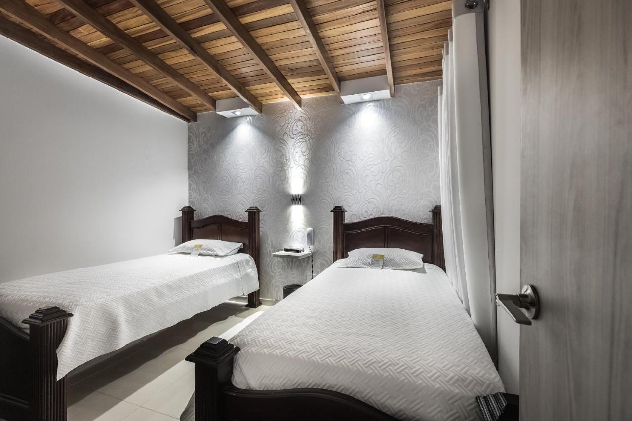 Hotel Simon Medellín Zewnętrze zdjęcie